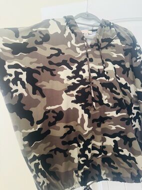 Misia Camo Drawstring Hooded Top - Green, Black, Cream